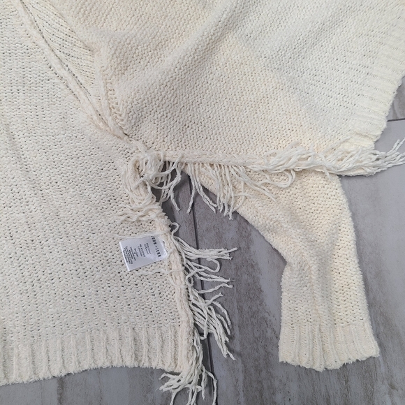 LARGE John and Jenn Fringed Cream Beige Knit Open Cardigan - Size small - Picture 4 of 6